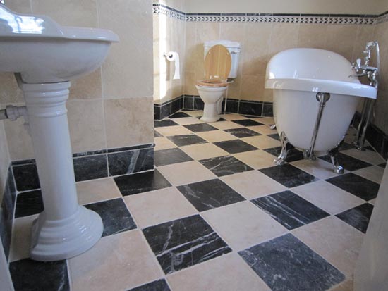 Stylish checkerboard bathroom design